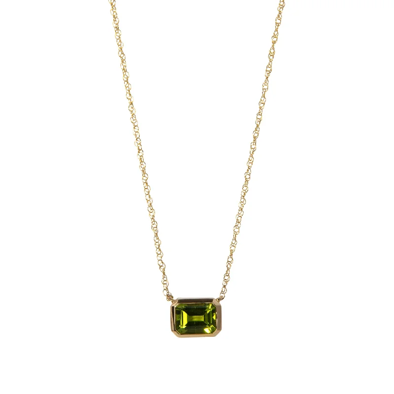 personalized necklaces for mothers -Emerald-Cut Peridot Bezel Set 14K Yellow Gold Necklace