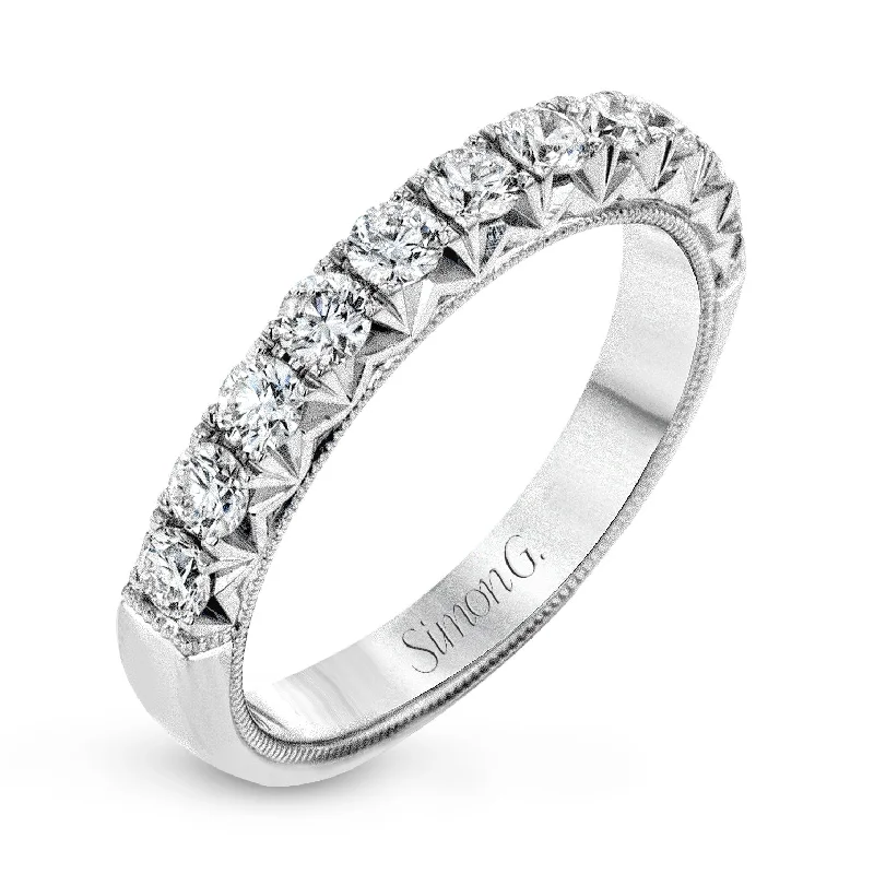 affordable wedding rings with diamonds -Anniversary Ring In 18k Gold With Diamonds