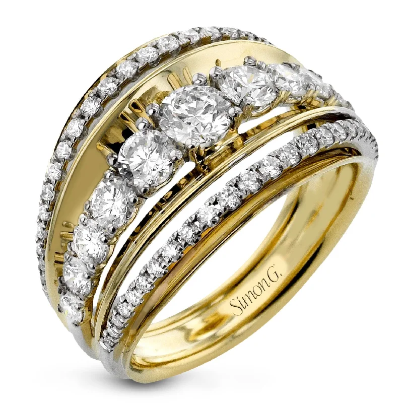 custom wedding rings for women with diamonds -Fashion Ring In 18k Gold With Diamonds