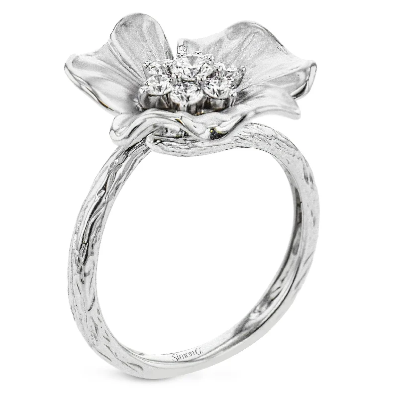 wedding bands with diamonds for women -Flower Fashion Ring In 18k Gold With Diamonds